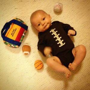 Zev's uncle came to visit and brought him his first sports bag :)